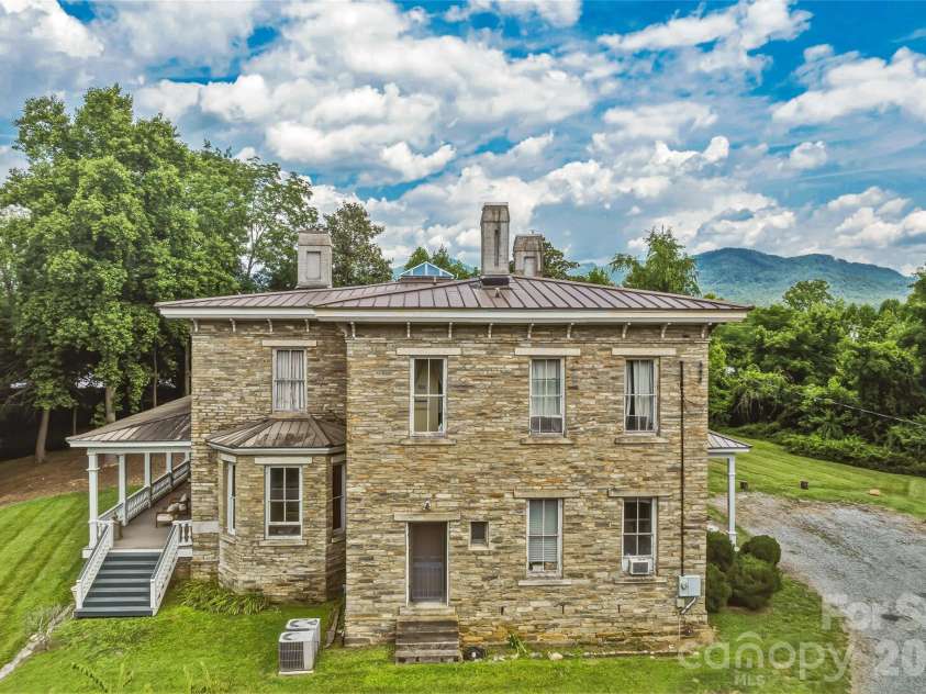 31 Meadows Blake House Lane, Fletcher, NC 28732.  MLS# CAR4402422, YatesRealty ID 37023. 
