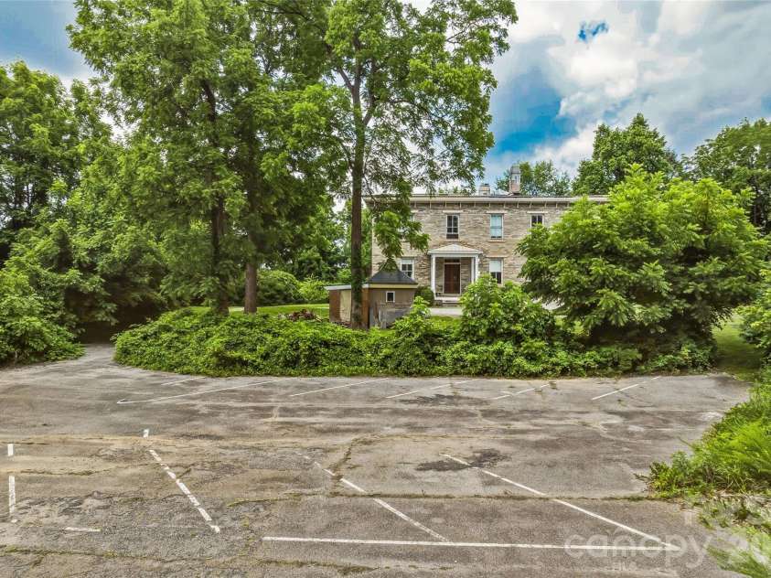 31 Meadows Blake House Lane, Fletcher, NC 28732.  MLS# CAR4402422, YatesRealty ID 37023. 