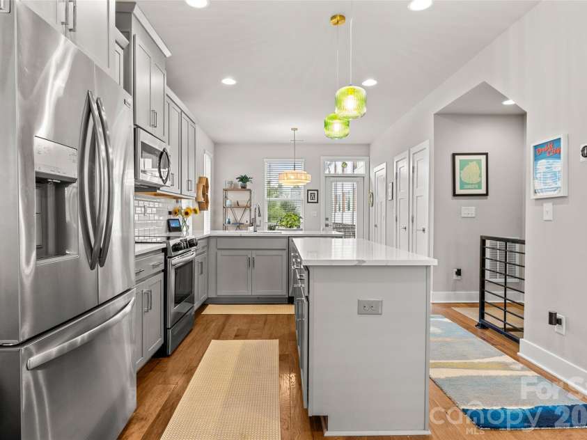 2103 Isom Street, Charlotte, NC 28208.  MLS# CAR4401792, YatesRealty ID 37025. 