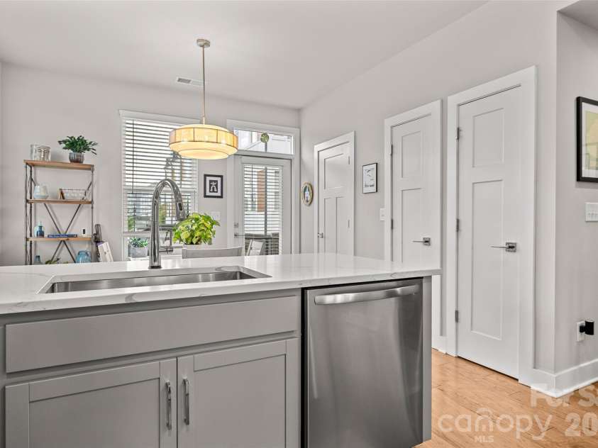 2103 Isom Street, Charlotte, NC 28208.  MLS# CAR4401792, YatesRealty ID 37025. 