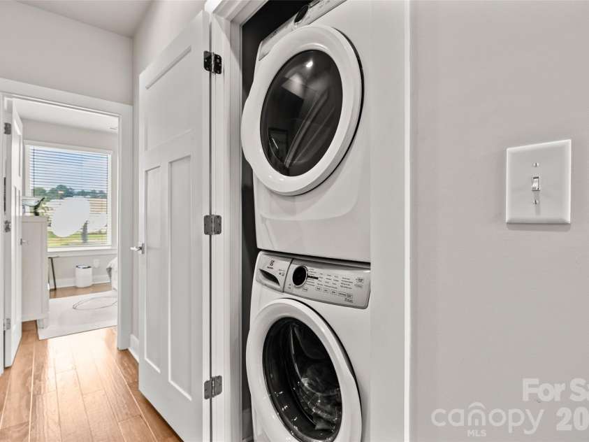 2103 Isom Street, Charlotte, NC 28208.  MLS# CAR4401792, YatesRealty ID 37025. 