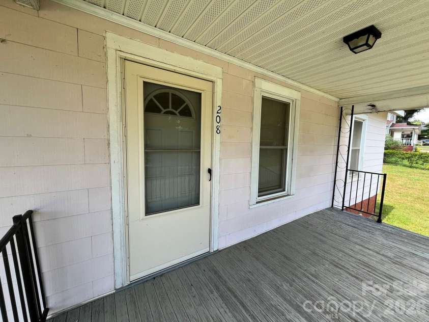 208 Bell Street, Mount Holly, NC 28120.  MLS# CAR4401123, YatesRealty ID 37027. 