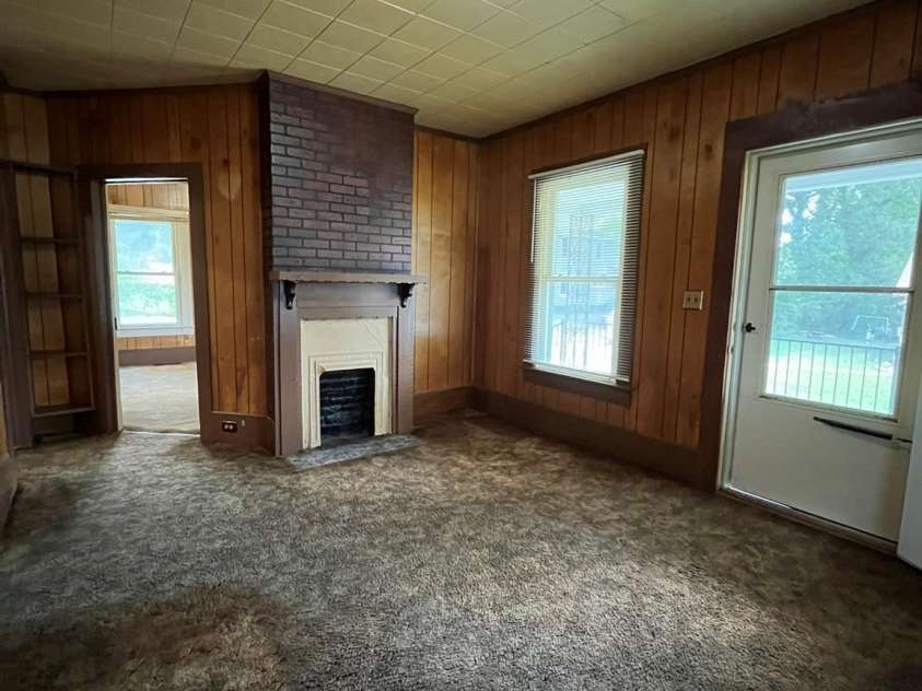 208 Bell Street, Mount Holly, NC 28120.  MLS# CAR4401123, YatesRealty ID 37027. 