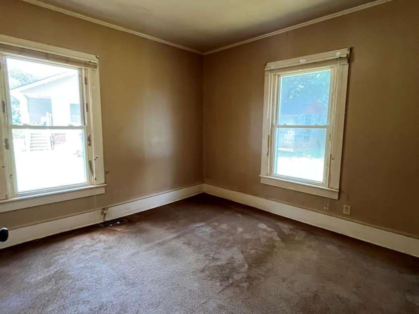 208 Bell Street, Mount Holly, NC 28120.  MLS# CAR4401123, YatesRealty ID 37027. 