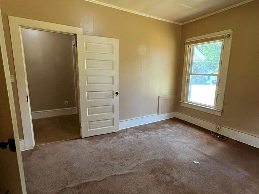 208 Bell Street, Mount Holly, NC 28120.  MLS# CAR4401123, YatesRealty ID 37027. 