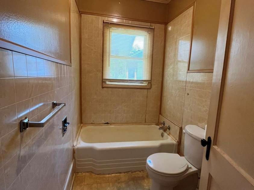 208 Bell Street, Mount Holly, NC 28120.  MLS# CAR4401123, YatesRealty ID 37027. 