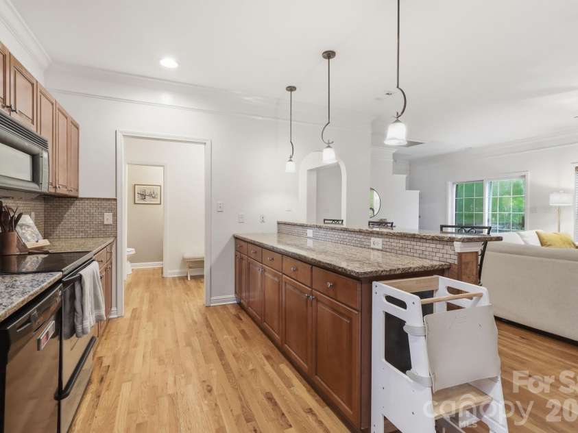 4311 Laurel Hill Lane, Charlotte, NC 28217.  MLS# CAR4399635, YatesRealty ID 37028. 