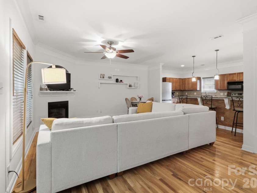 4311 Laurel Hill Lane, Charlotte, NC 28217.  MLS# CAR4399635, YatesRealty ID 37028. 