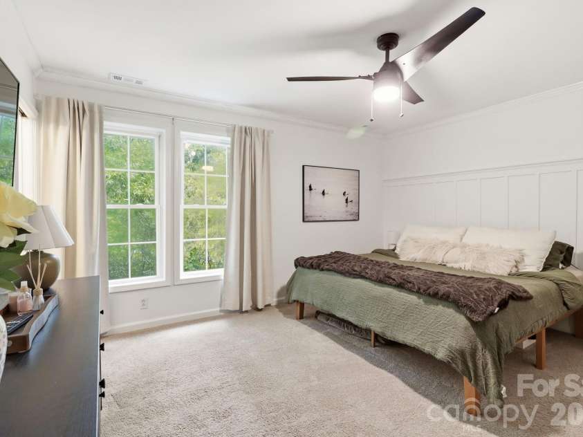4311 Laurel Hill Lane, Charlotte, NC 28217.  MLS# CAR4399635, YatesRealty ID 37028. 