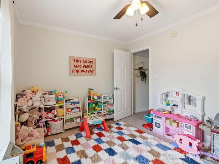 4311 Laurel Hill Lane, Charlotte, NC 28217.  MLS# CAR4399635, YatesRealty ID 37028. 