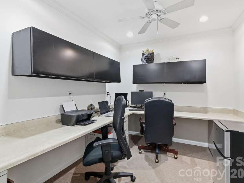4311 Laurel Hill Lane, Charlotte, NC 28217.  MLS# CAR4399635, YatesRealty ID 37028. 