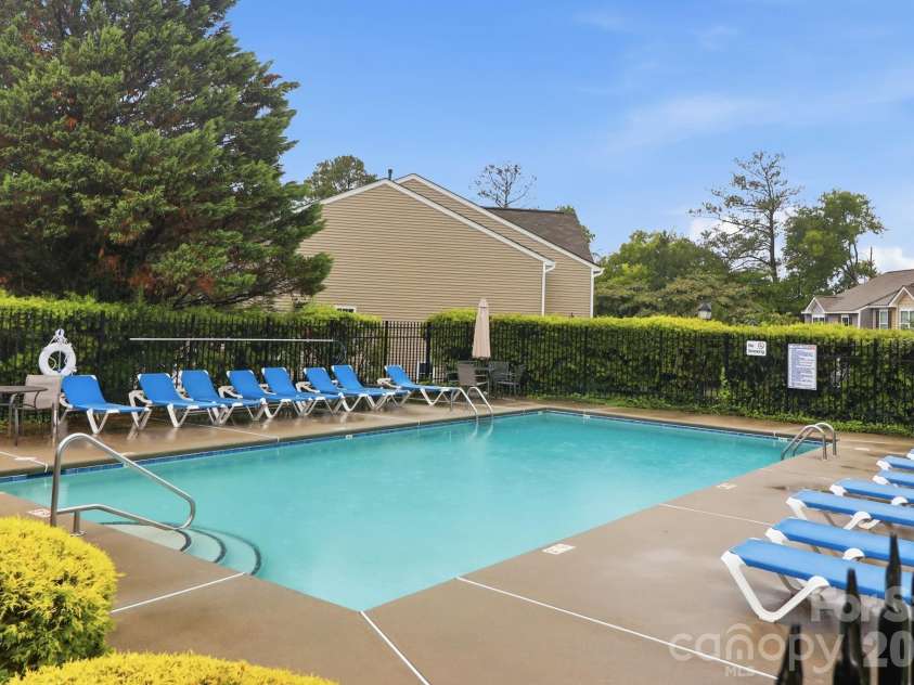 4311 Laurel Hill Lane, Charlotte, NC 28217.  MLS# CAR4399635, YatesRealty ID 37028. 