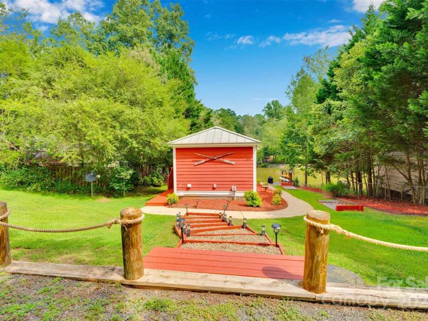 3578 Big Timber Drive, Sherrills Ford, NC 28673.  MLS# CAR4300950, YatesRealty ID 3703. 