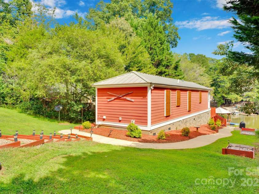 3578 Big Timber Drive, Sherrills Ford, NC 28673.  MLS# CAR4300950, YatesRealty ID 3703. 