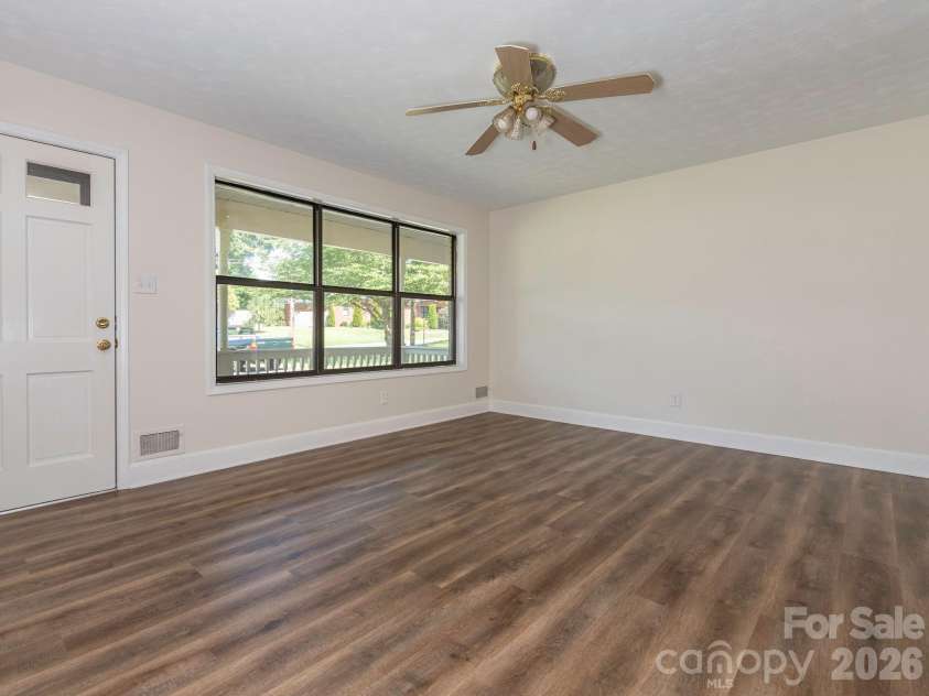 4531 Rocky River Road, Concord, NC 28027.  MLS# CAR4399344, YatesRealty ID 37030. Living Room