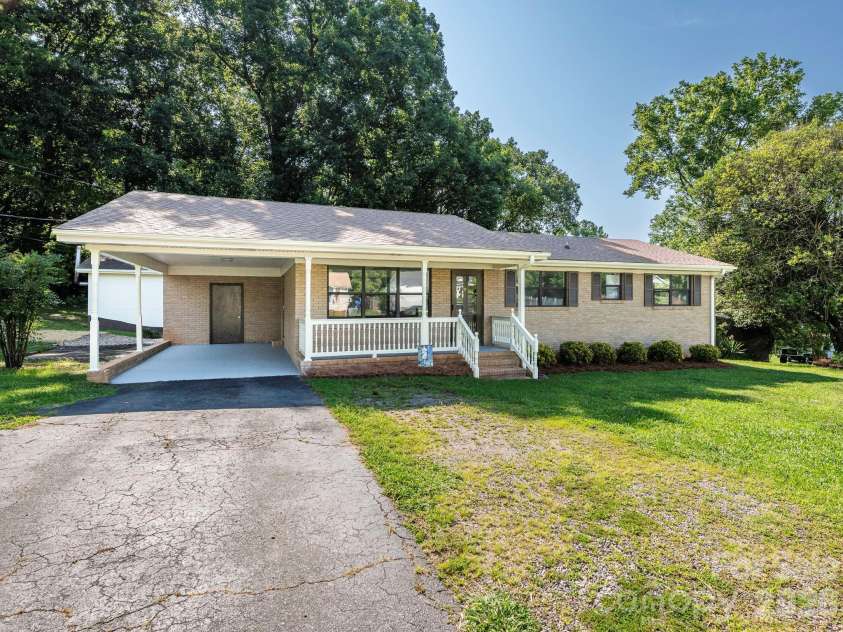 4531 Rocky River Road, Concord, NC 28027.  MLS# CAR4399344, YatesRealty ID 37030. Welcome to 4531 Rocky River Road