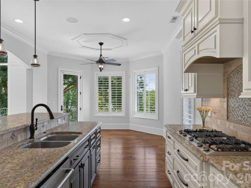 3225 Lake Pointe Drive, Belmont, NC 28012.  MLS# CAR4399291, YatesRealty ID 37031. 
