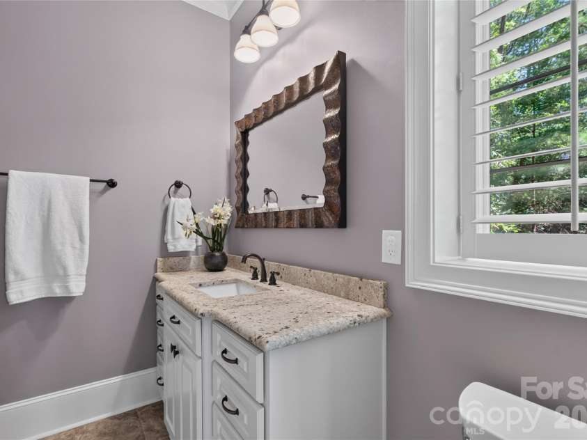 3225 Lake Pointe Drive, Belmont, NC 28012.  MLS# CAR4399291, YatesRealty ID 37031. Lower Level Guest Bath