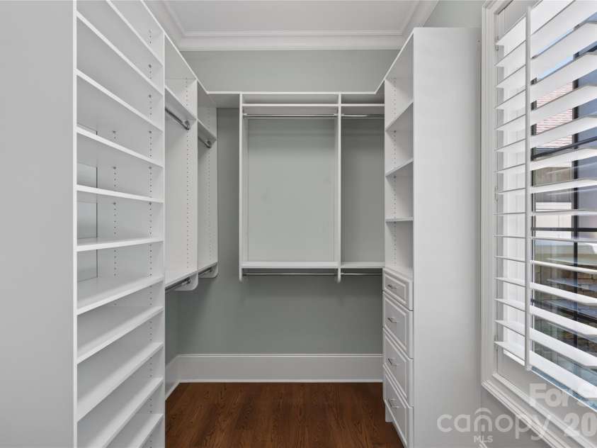 3225 Lake Pointe Drive, Belmont, NC 28012.  MLS# CAR4399291, YatesRealty ID 37031. Primary custom closet