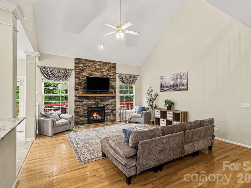 1417 Autumn Ridge Lane, Fort Mill, SC 29708.  MLS# CAR4392063, YatesRealty ID 37033. 