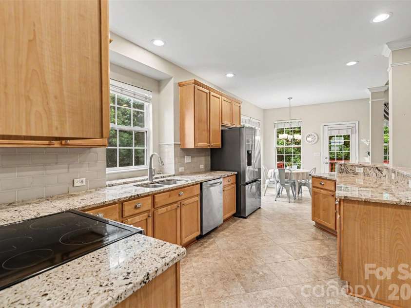 1417 Autumn Ridge Lane, Fort Mill, SC 29708.  MLS# CAR4392063, YatesRealty ID 37033. 