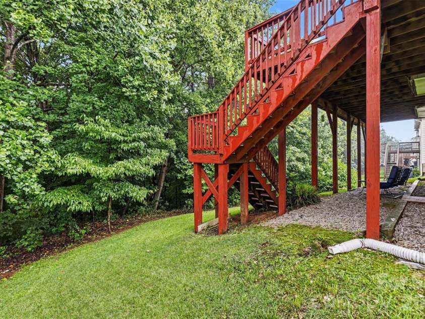 1417 Autumn Ridge Lane, Fort Mill, SC 29708.  MLS# CAR4392063, YatesRealty ID 37033. 