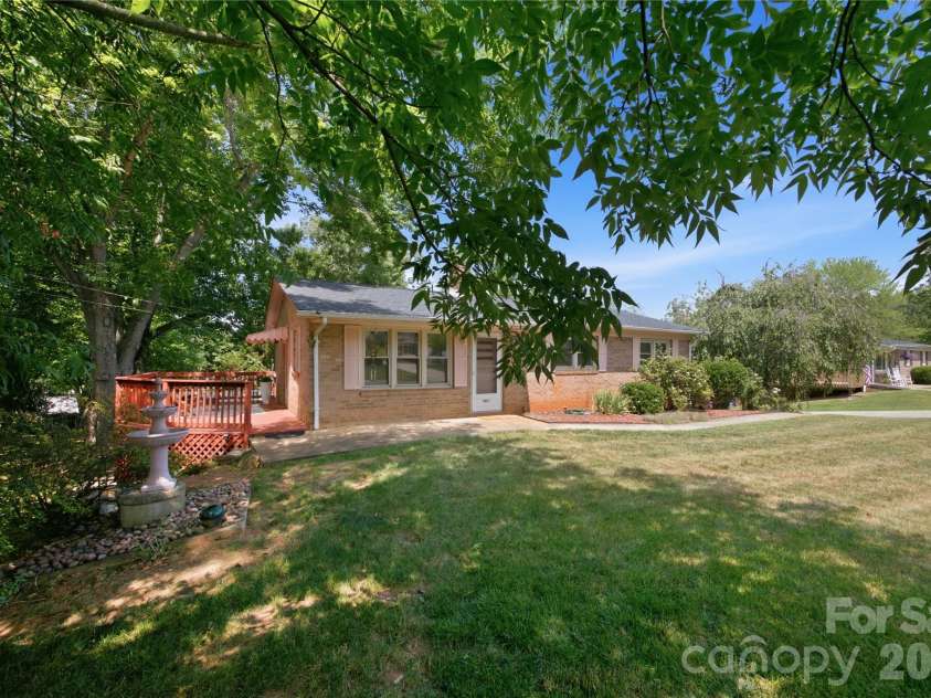 4821 Raleigh Street, Conover, NC 28613.  MLS# CAR4401202, YatesRealty ID 37036. 