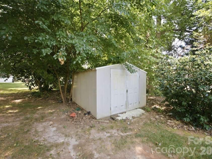 4821 Raleigh Street, Conover, NC 28613.  MLS# CAR4401202, YatesRealty ID 37036. 