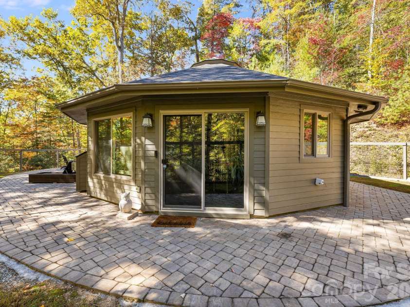16 Caddis Court, Marshall, NC 28753.  MLS# CAR4353781, YatesRealty ID 3704. 