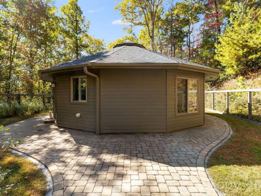 16 Caddis Court, Marshall, NC 28753.  MLS# CAR4353781, YatesRealty ID 3704. 