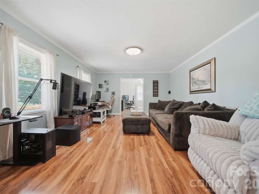 115 WEDGEWOOD Drive, Morganton, NC 28655.  MLS# CAR4396426, YatesRealty ID 37041. 
