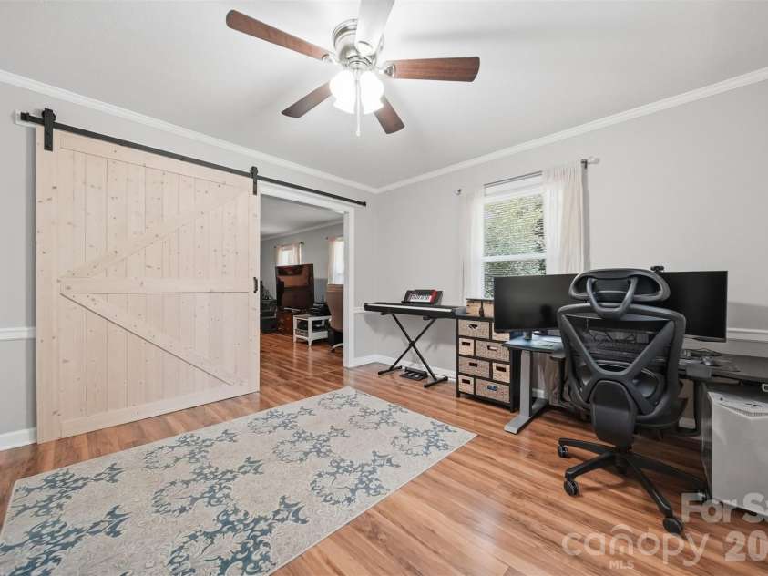115 WEDGEWOOD Drive, Morganton, NC 28655.  MLS# CAR4396426, YatesRealty ID 37041. 