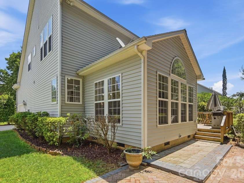 2330 Harvester Avenue, Fort Mill, SC 29708.  MLS# CAR4398415, YatesRealty ID 37042. 