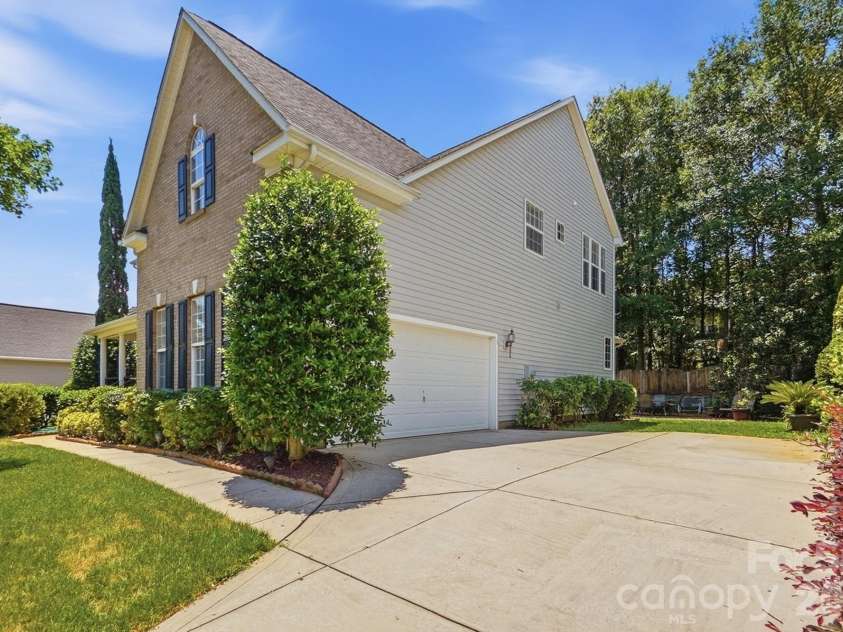 2330 Harvester Avenue, Fort Mill, SC 29708.  MLS# CAR4398415, YatesRealty ID 37042. 