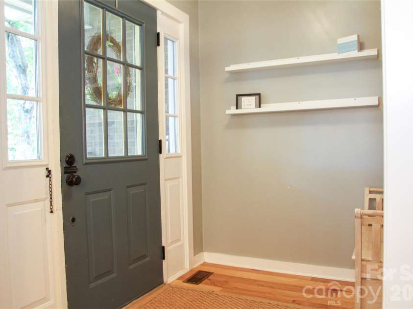 7947 Lakeview Drive, Denver, NC 28037.  MLS# CAR4396395, YatesRealty ID 37043. Front Door into Home