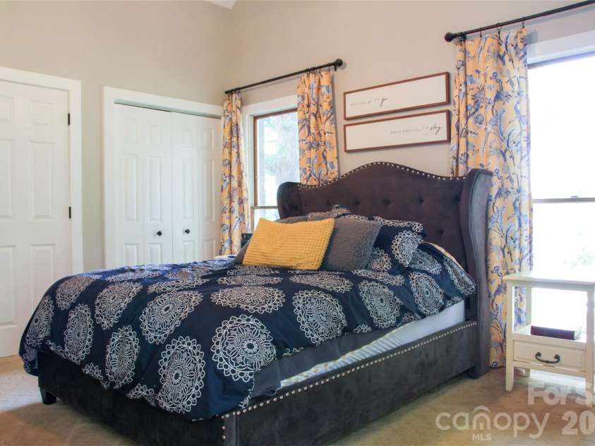 7947 Lakeview Drive, Denver, NC 28037.  MLS# CAR4396395, YatesRealty ID 37043. Master Bedroom