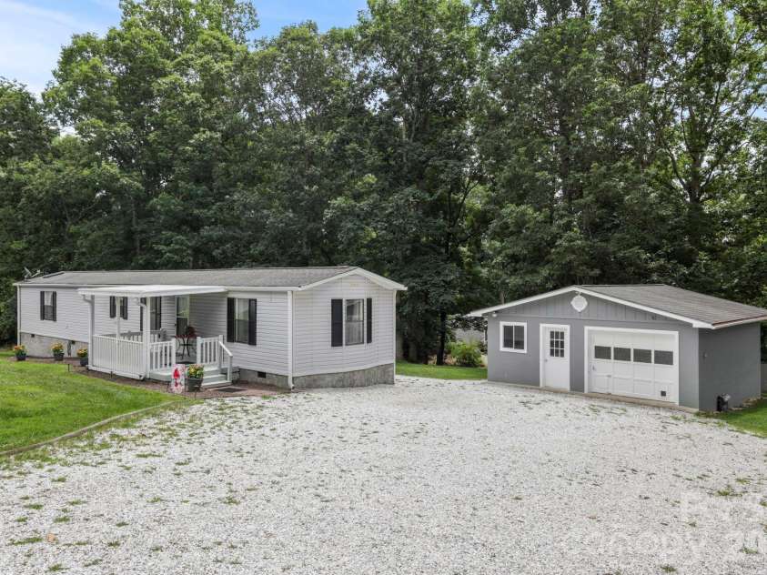 229 Concord Road, Asheville, NC 28803.  MLS# CAR4399549, YatesRealty ID 37044. 