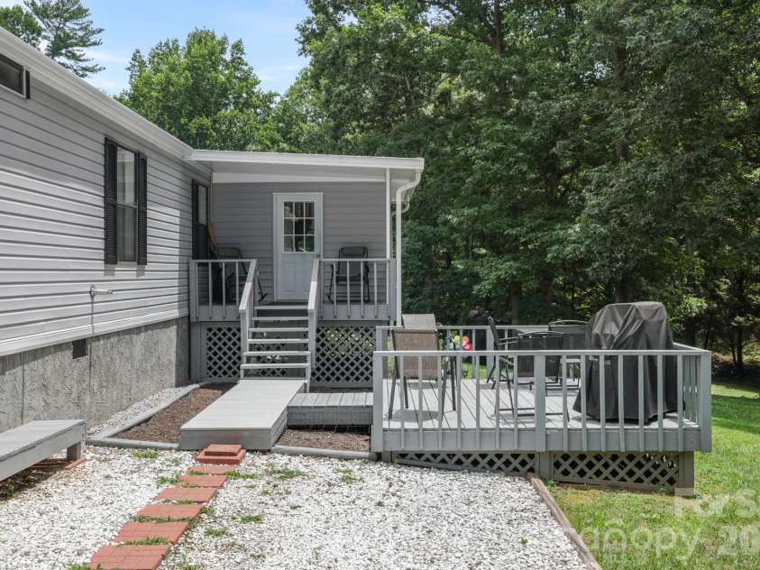 229 Concord Road, Asheville, NC 28803.  MLS# CAR4399549, YatesRealty ID 37044. 