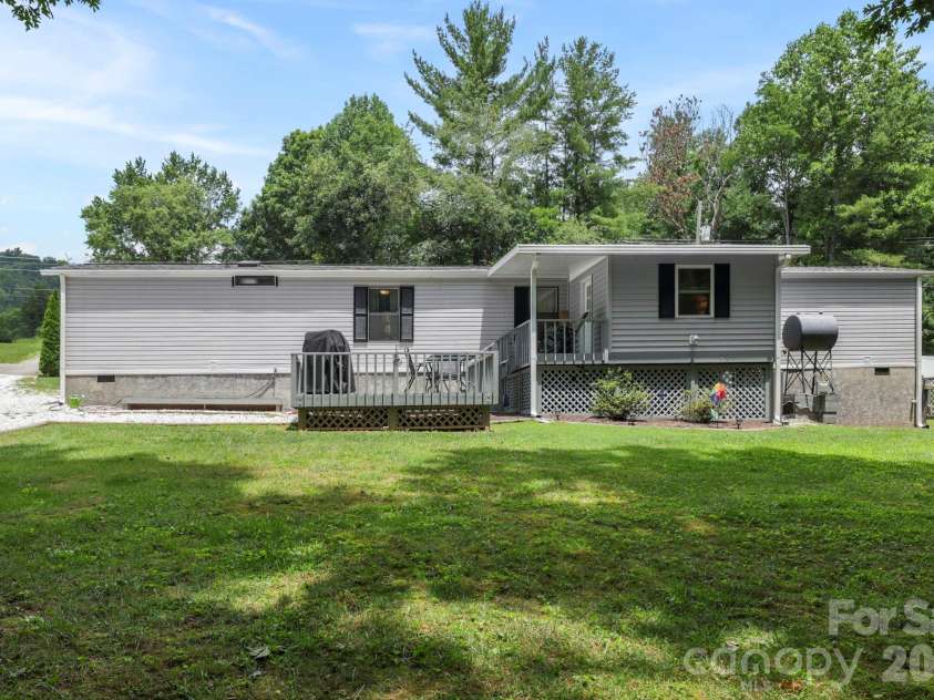 229 Concord Road, Asheville, NC 28803.  MLS# CAR4399549, YatesRealty ID 37044. 