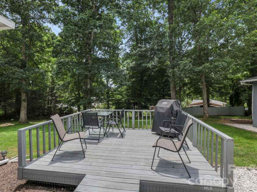 229 Concord Road, Asheville, NC 28803.  MLS# CAR4399549, YatesRealty ID 37044. 