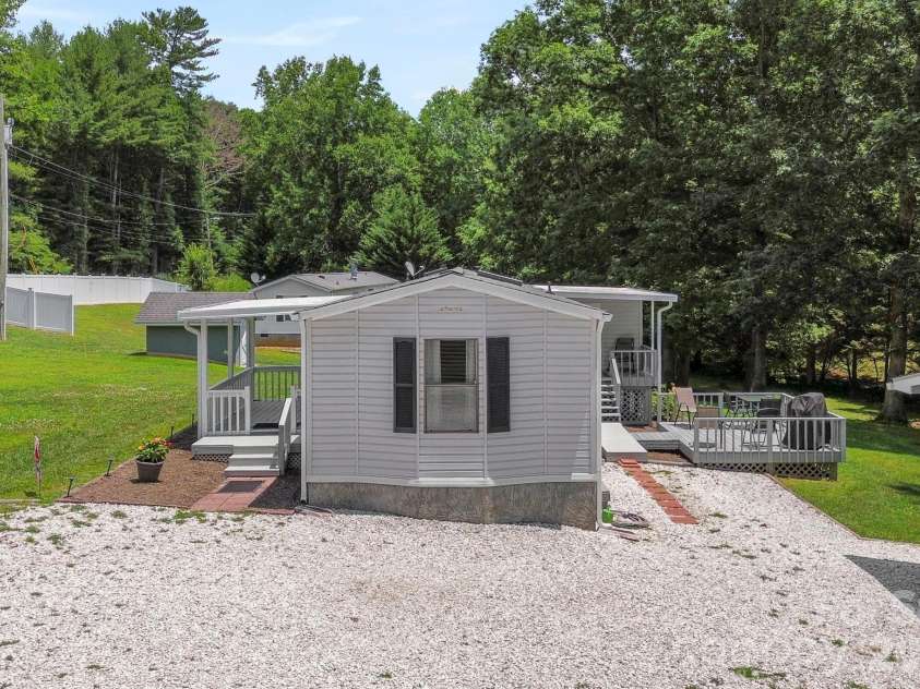 229 Concord Road, Asheville, NC 28803.  MLS# CAR4399549, YatesRealty ID 37044. 