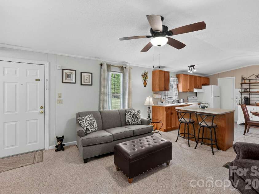 229 Concord Road, Asheville, NC 28803.  MLS# CAR4399549, YatesRealty ID 37044. 