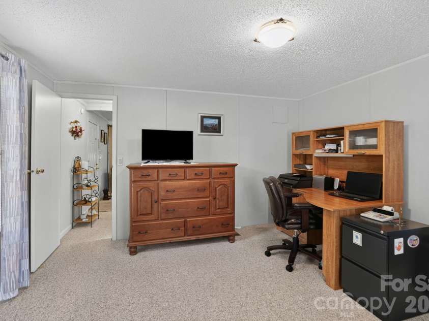 229 Concord Road, Asheville, NC 28803.  MLS# CAR4399549, YatesRealty ID 37044. 