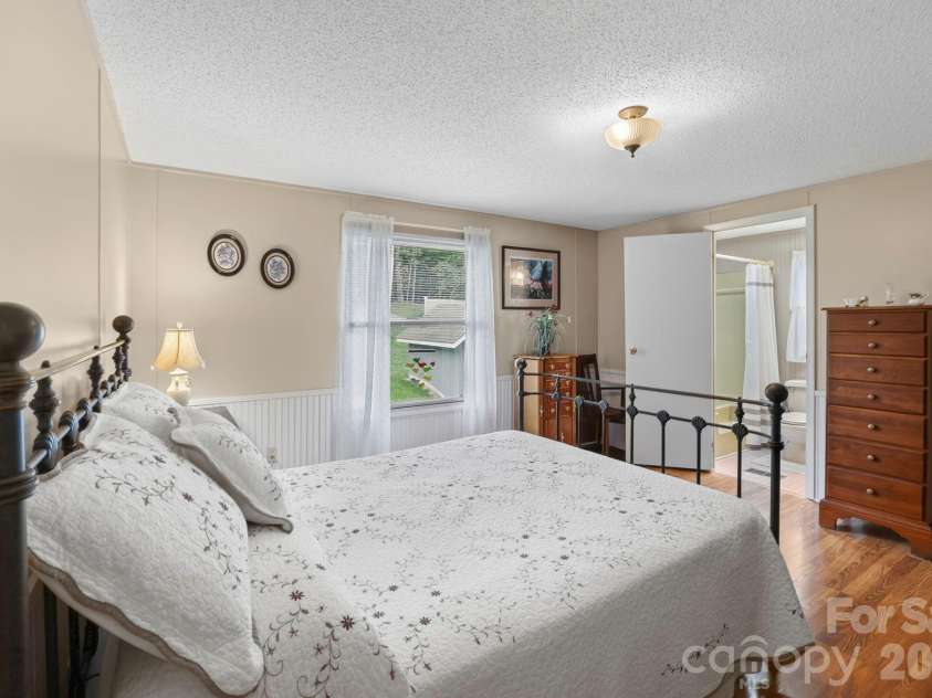 229 Concord Road, Asheville, NC 28803.  MLS# CAR4399549, YatesRealty ID 37044. 
