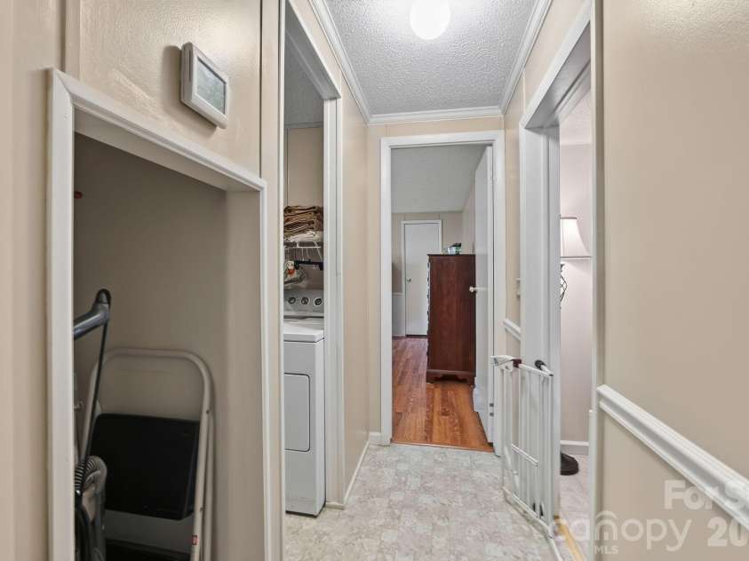 229 Concord Road, Asheville, NC 28803.  MLS# CAR4399549, YatesRealty ID 37044. 