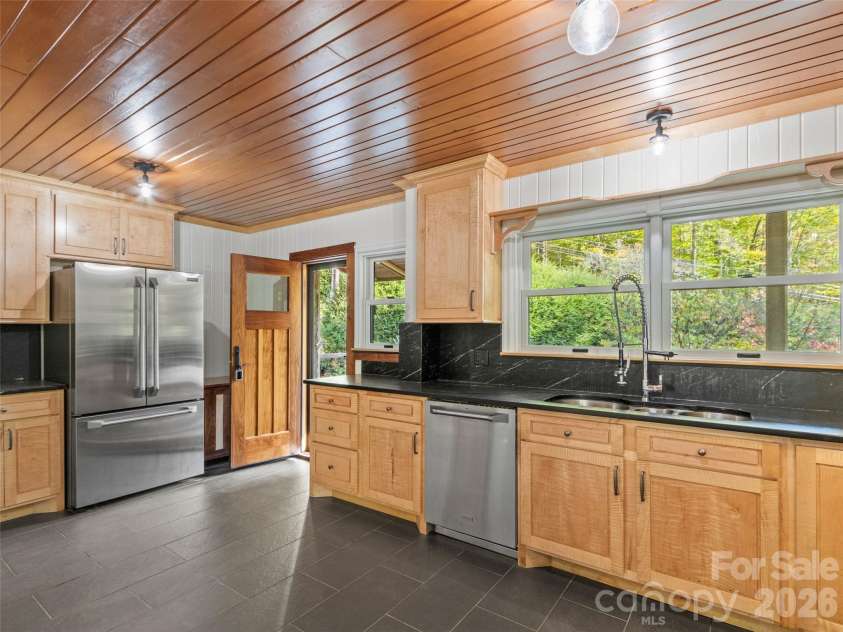 191 Fork Road, Burnsville, NC 28714.  MLS# CAR4355086, YatesRealty ID 37045. Main House Kitchen