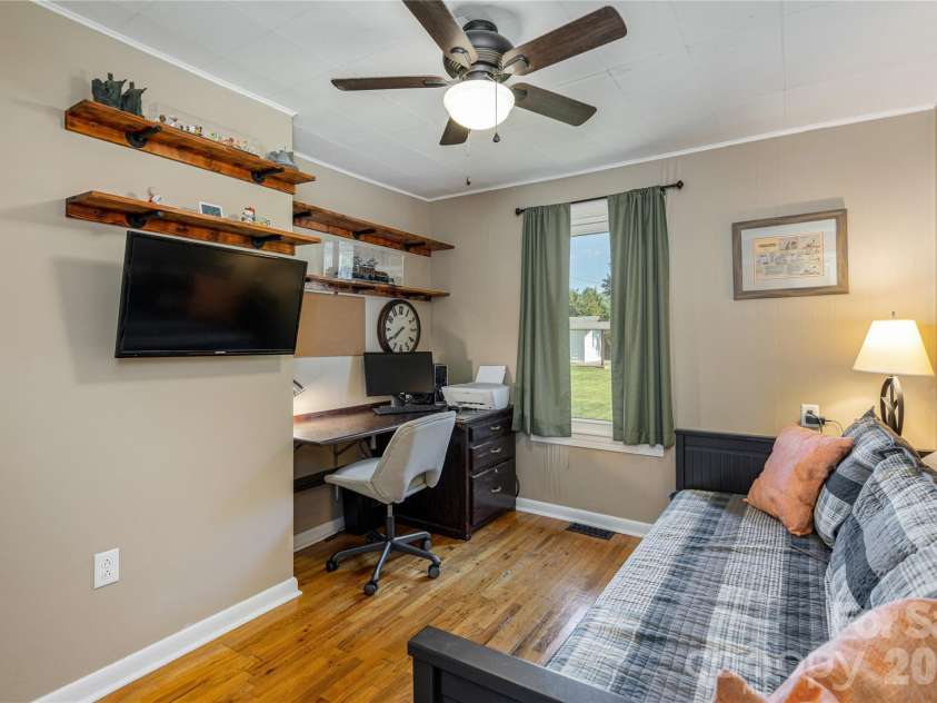419 Big Bend Road, Brevard, NC 28712.  MLS# CAR4398775, YatesRealty ID 37046. 3rd Bedroom/Office