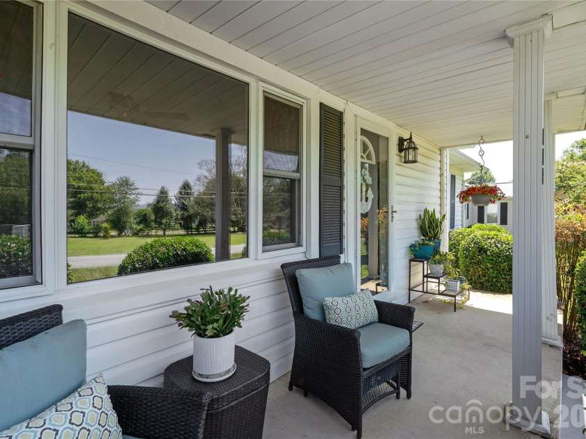 419 Big Bend Road, Brevard, NC 28712.  MLS# CAR4398775, YatesRealty ID 37046. Covered Front Porch