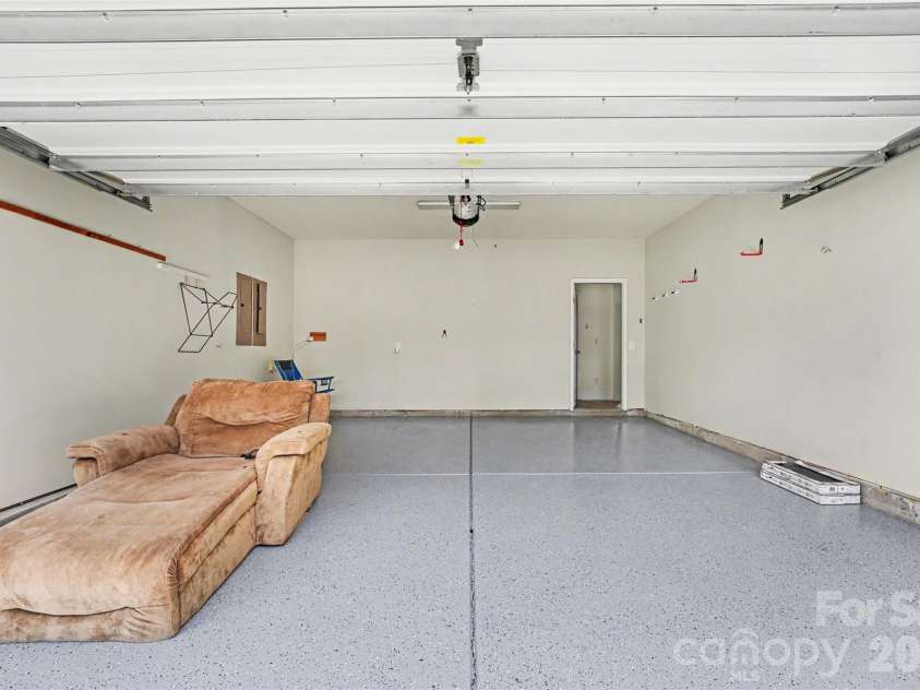 8312 Compton acres Lane, Waxhaw, NC 28173.  MLS# CAR4395808, YatesRealty ID 37047. 