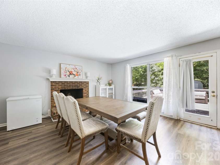 13000 Greycrest Drive, Charlotte, NC 28278.  MLS# CAR4400169, YatesRealty ID 37048. Living room second
